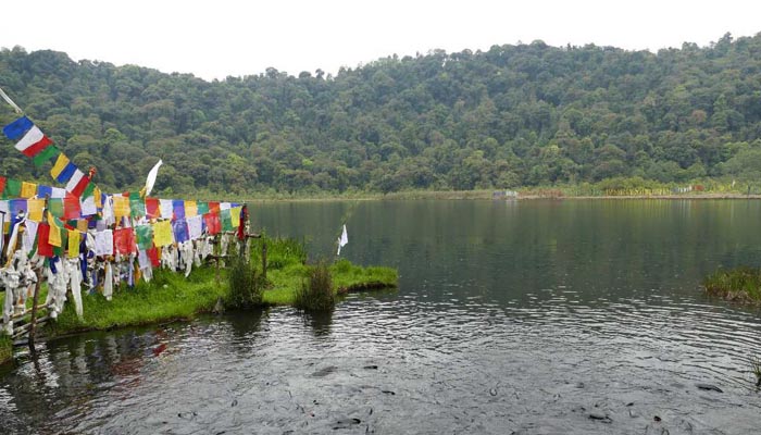 Khecheopalri Lake